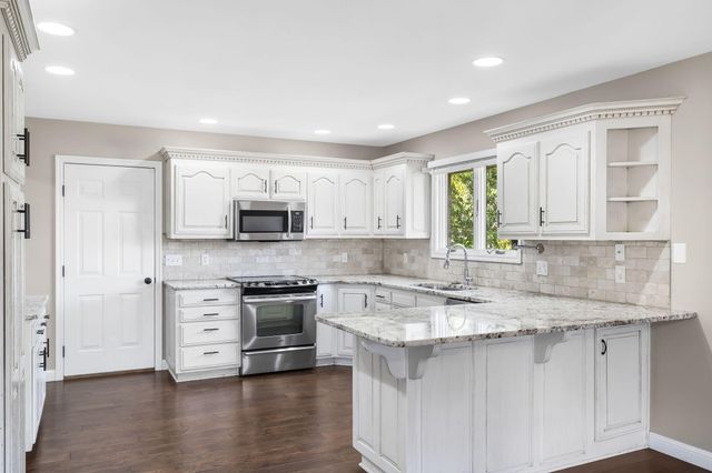 5262 S Clay Avenue, Springfield, MO 65810