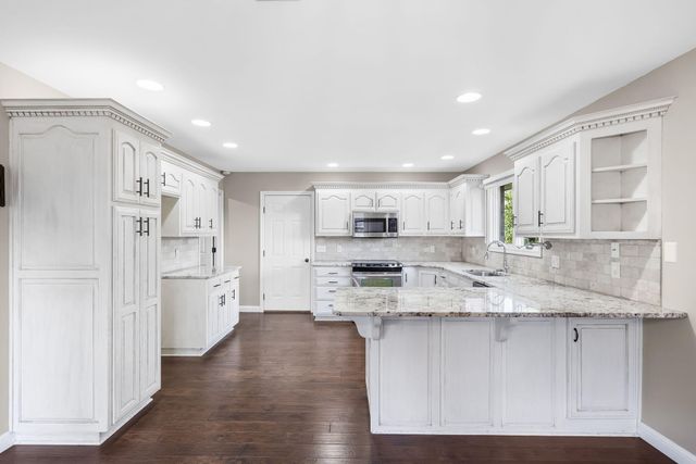 5262 S Clay Avenue, Springfield, MO 65810