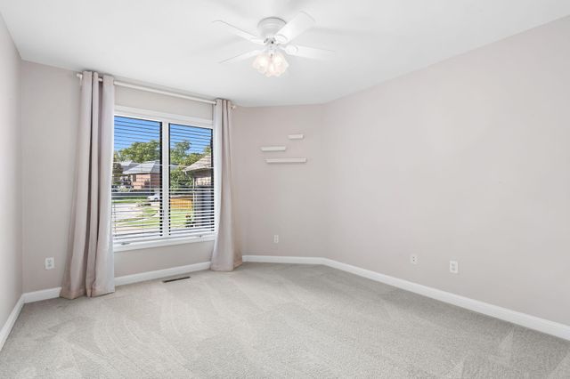 5262 S Clay Avenue, Springfield, MO 65810