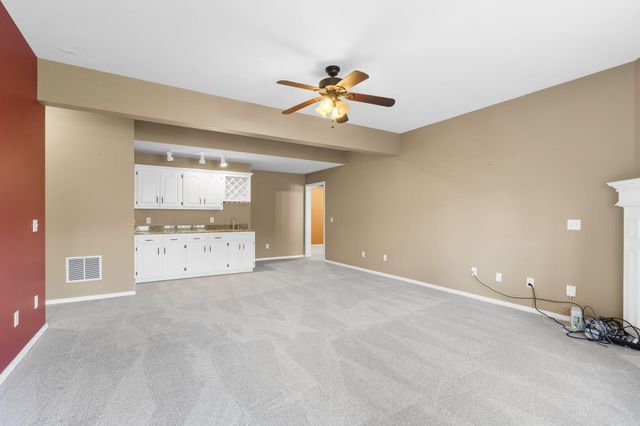 5262 S Clay Avenue, Springfield, MO 65810