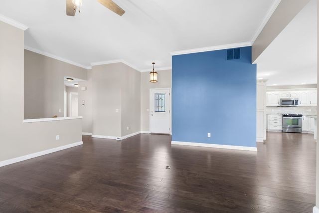 5262 S Clay Avenue, Springfield, MO 65810