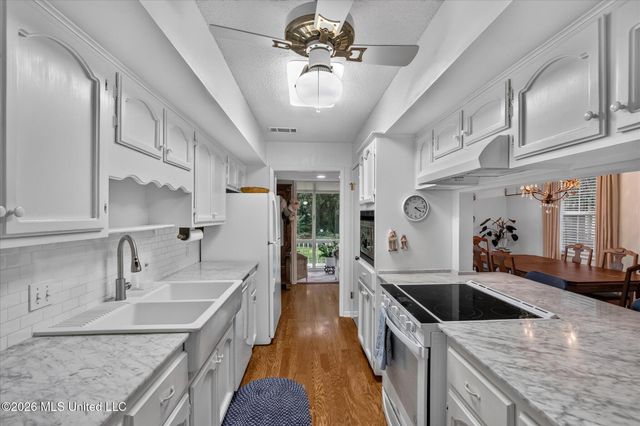 8814 Kailua Place, Diamondhead, MS 39525