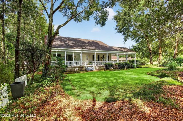 8814 Kailua Place, Diamondhead, MS 39525