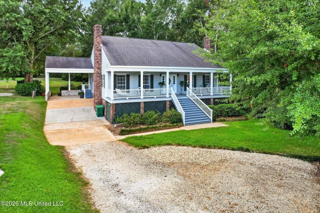 8814 Kailua Place, Diamondhead, MS 39525