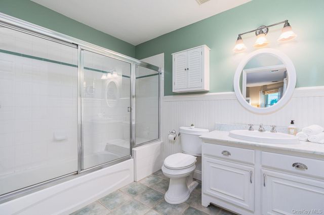 606 Willow Pond Drive 606, Riverhead, NY 11901