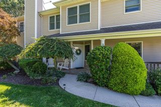 606 Willow Pond Drive 606, Riverhead, NY 11901