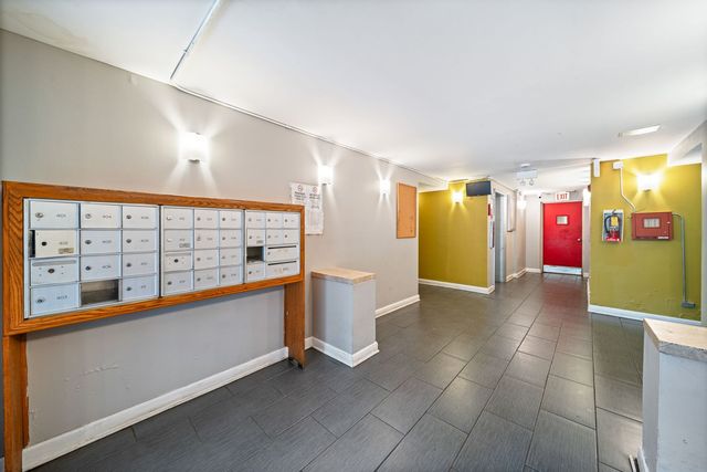 7854 S South Shore Drive 502, Chicago, IL 60649