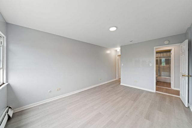 7854 S South Shore Drive 502, Chicago, IL 60649