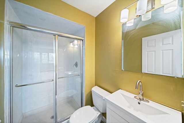 7854 S South Shore Drive 502, Chicago, IL 60649