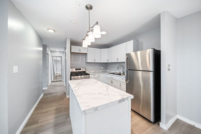 7854 S South Shore Drive 502, Chicago, IL 60649