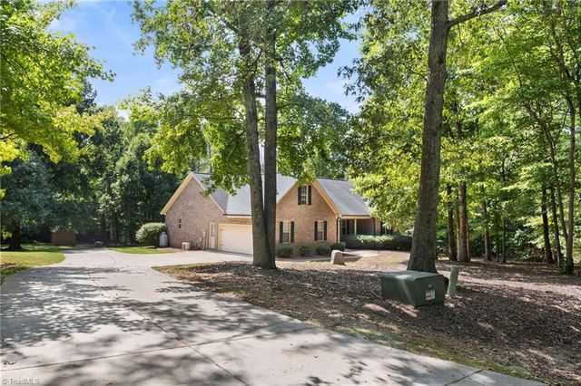 8615 Self Road, Stokesdale, NC 27357