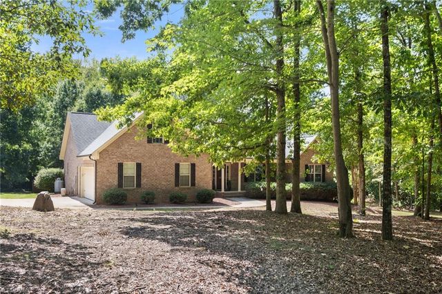 8615 Self Road, Stokesdale, NC 27357