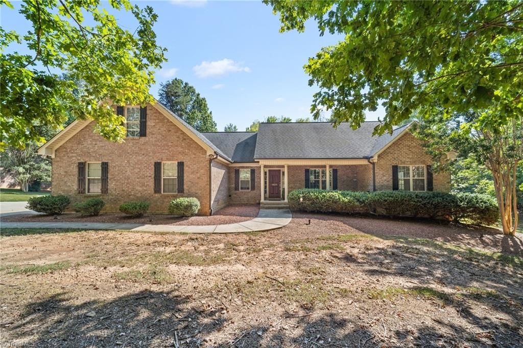 8615 Self Road, Stokesdale, NC 27357