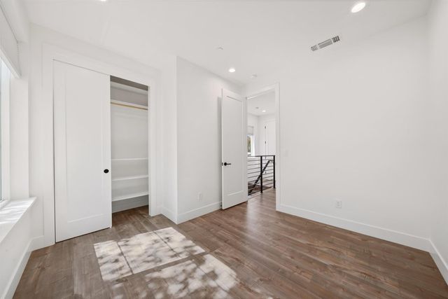 1431 W St, Sacramento, CA 95818