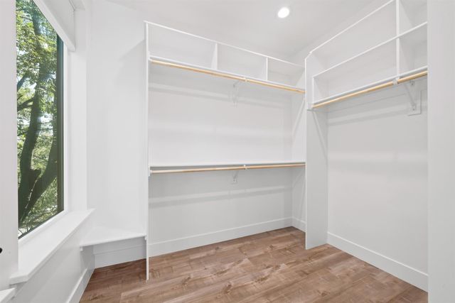 1431 W St, Sacramento, CA 95818