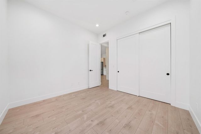 1431 W St, Sacramento, CA 95818