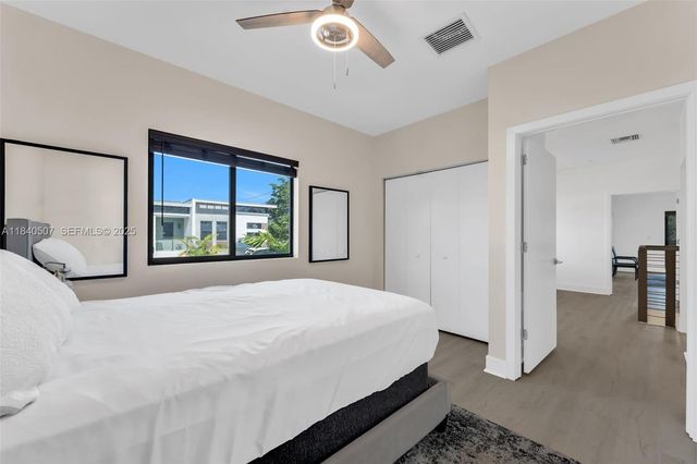 4460 NW 8th Place, Plantation, FL 33317