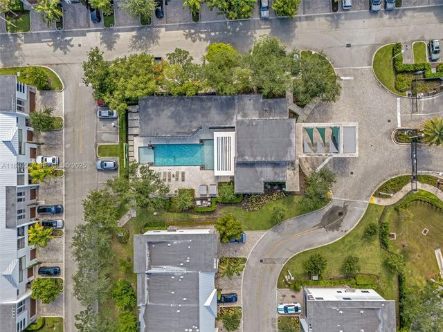 4460 NW 8th Place, Plantation, FL 33317