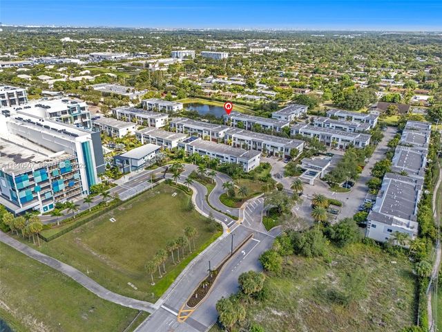 4460 NW 8th Place, Plantation, FL 33317