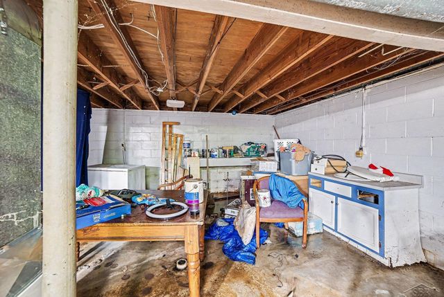 1200 love Street, Midland, MI 48642