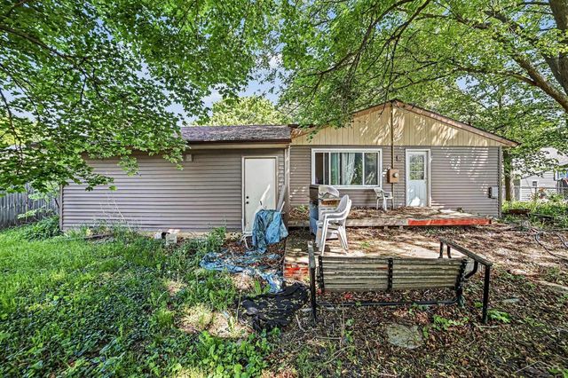 1200 love Street, Midland, MI 48642