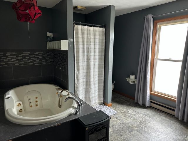 206 Broadway Street S, Lynchburg, OH 45142