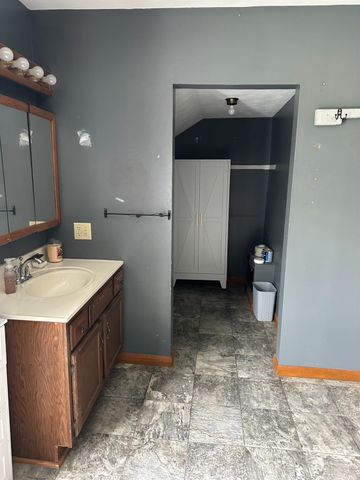 206 Broadway Street S, Lynchburg, OH 45142