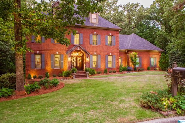 2116 COUNTRY RIDGE LANE, Vestavia Hills, AL 35243