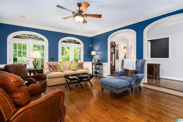 2116 COUNTRY RIDGE LANE, Vestavia Hills, AL 35243