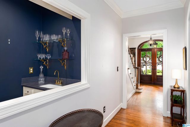 2116 COUNTRY RIDGE LANE, Vestavia Hills, AL 35243