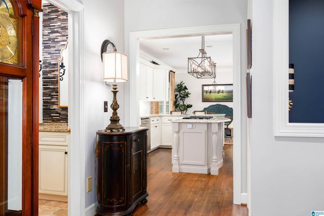 2116 COUNTRY RIDGE LANE, Vestavia Hills, AL 35243
