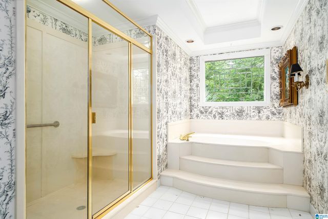 2116 COUNTRY RIDGE LANE, Vestavia Hills, AL 35243