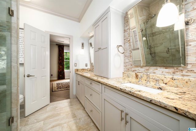 2116 COUNTRY RIDGE LANE, Vestavia Hills, AL 35243