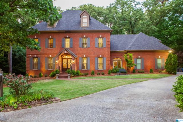 2116 COUNTRY RIDGE LANE, Vestavia Hills, AL 35243