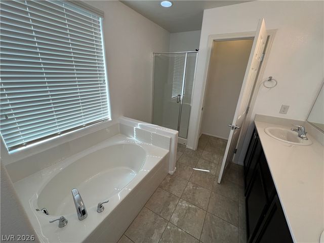 5693 Point Loma Court, Las Vegas, NV 89122