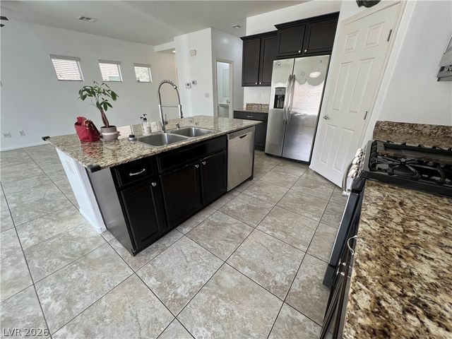 5693 Point Loma Court, Las Vegas, NV 89122