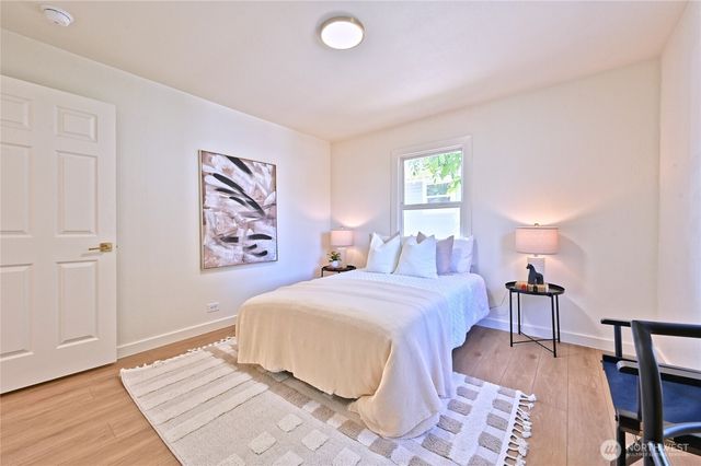 421 Wells Avenue N, Renton, WA 98057