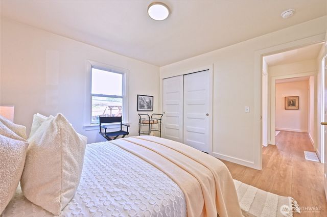 421 Wells Avenue N, Renton, WA 98057