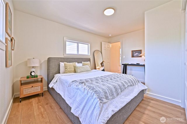 421 Wells Avenue N, Renton, WA 98057