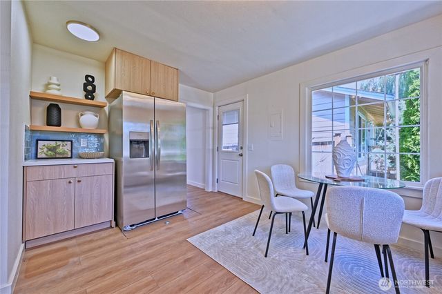 421 Wells Avenue N, Renton, WA 98057