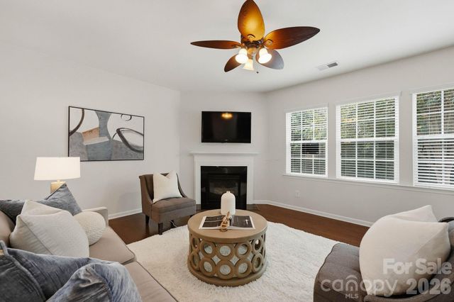 3309 Wicklow Lane, Gastonia, NC 28056