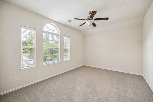 30 Black Swan Court, Magnolia, TX 77354