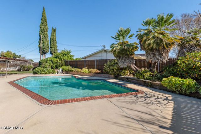 1016 Saxon Place, Thousand Oaks, CA 91360