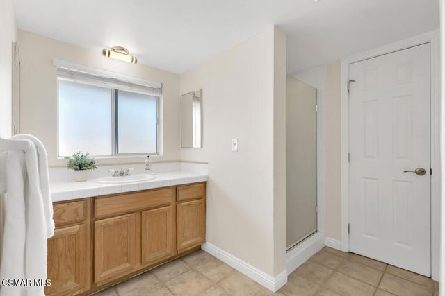 1016 Saxon Place, Thousand Oaks, CA 91360