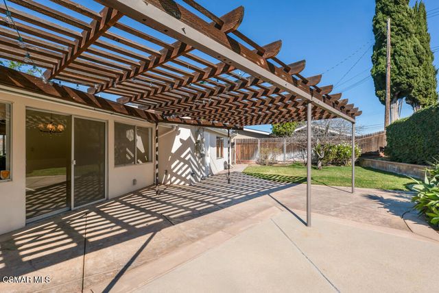 1016 Saxon Place, Thousand Oaks, CA 91360