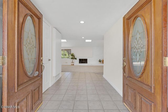 1016 Saxon Place, Thousand Oaks, CA 91360