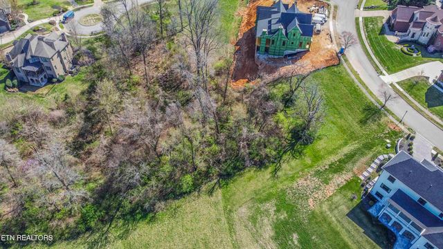 638 Barnsley Rd, Knoxville, TN 37934