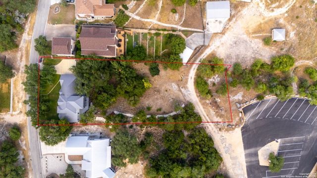 1761 Lakeside W, Canyon Lake, TX 78133