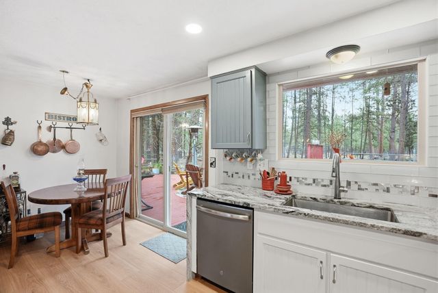 14987 Buggy Whip, Sisters, OR 97759