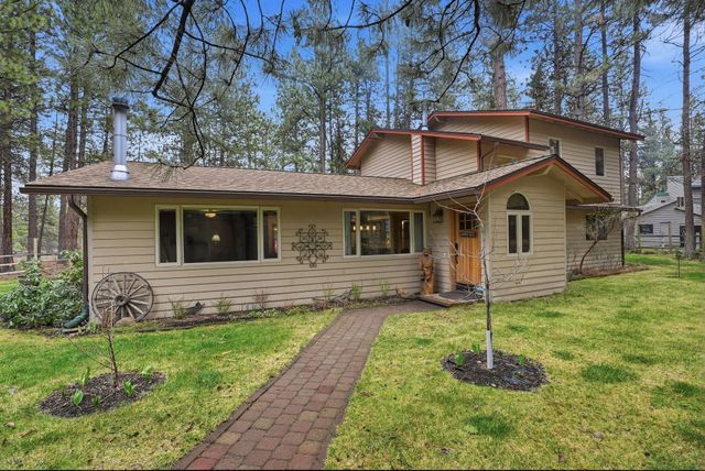 14987 Buggy Whip, Sisters, OR 97759